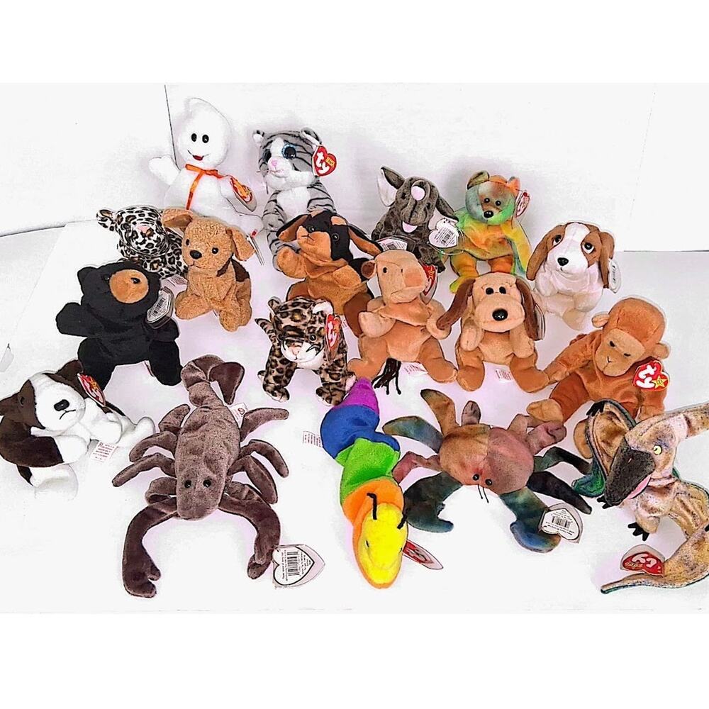 TY Beanie Babies : Lot of 18. Collectibles Most Of Them Never Played